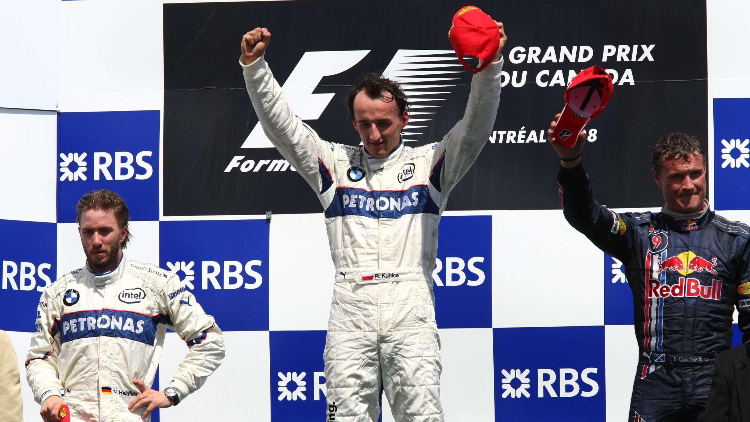 Polacy czekali na start Euro, a otrzymali niespodziankę. Kubica „wjechał” do historii sportu