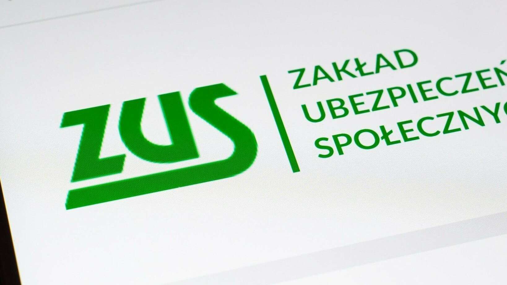 Do ZUS spływają wnioski o nowe świadczenie. Wypłacono już 18,5 mln zł