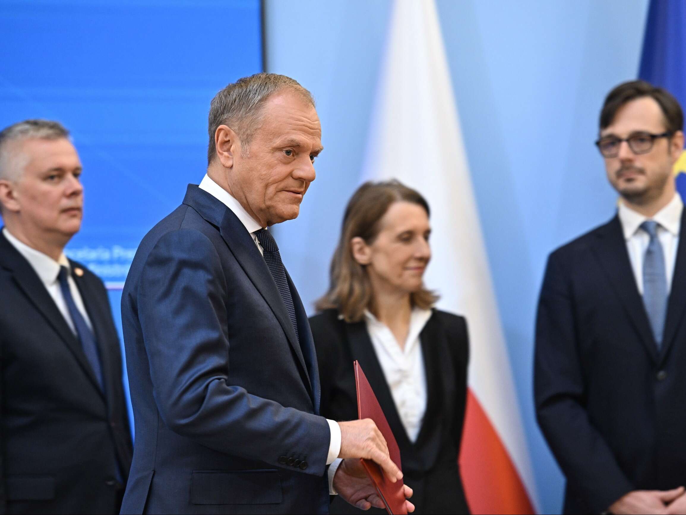 Donald Tusk postawił na ministrów bez politycznego zaplecza