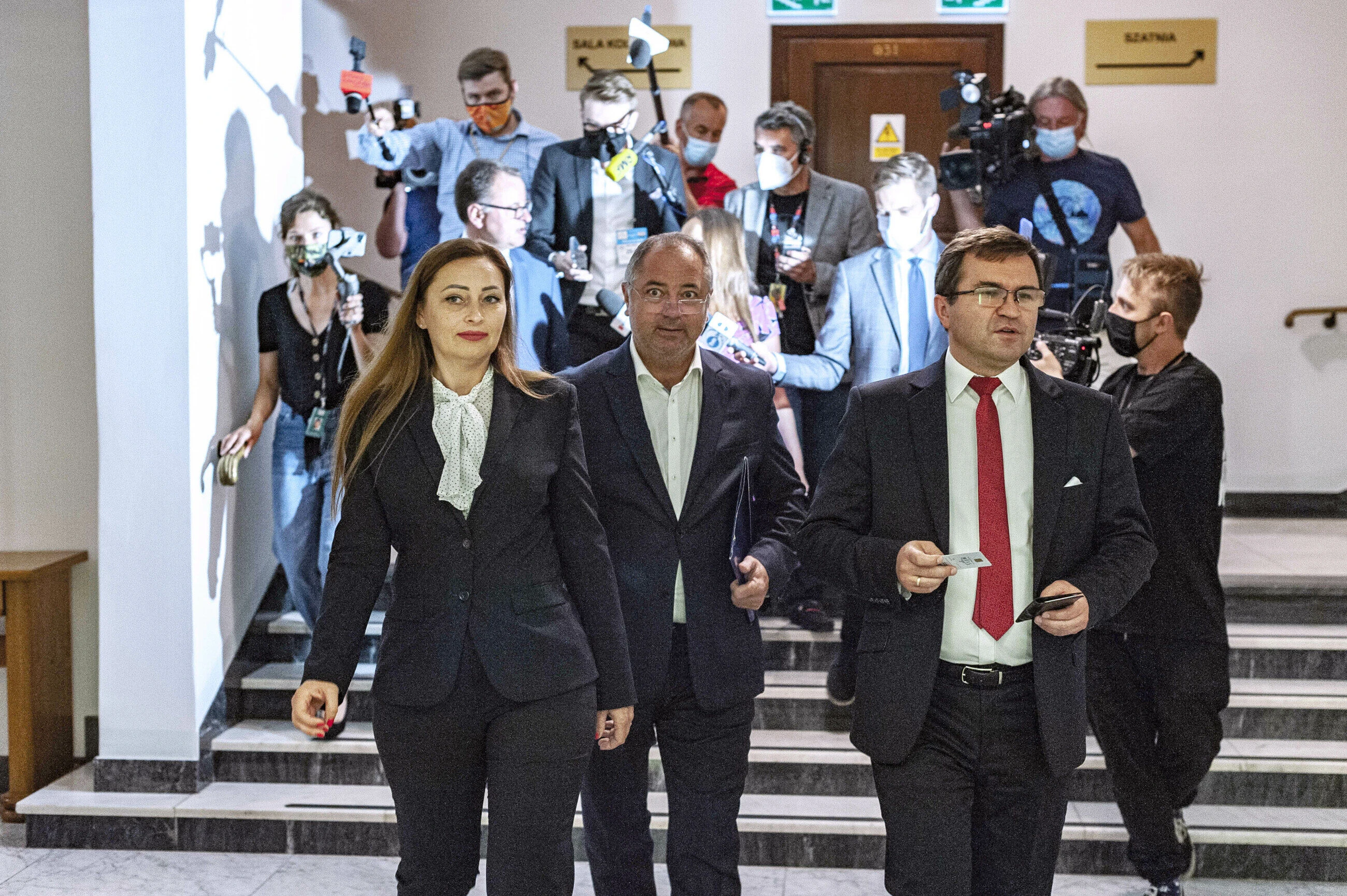 Kulisy rozłamu w Zjednoczonej Prawicy. PiS do ostatniej chwili usiłowało zablokować powstanie...