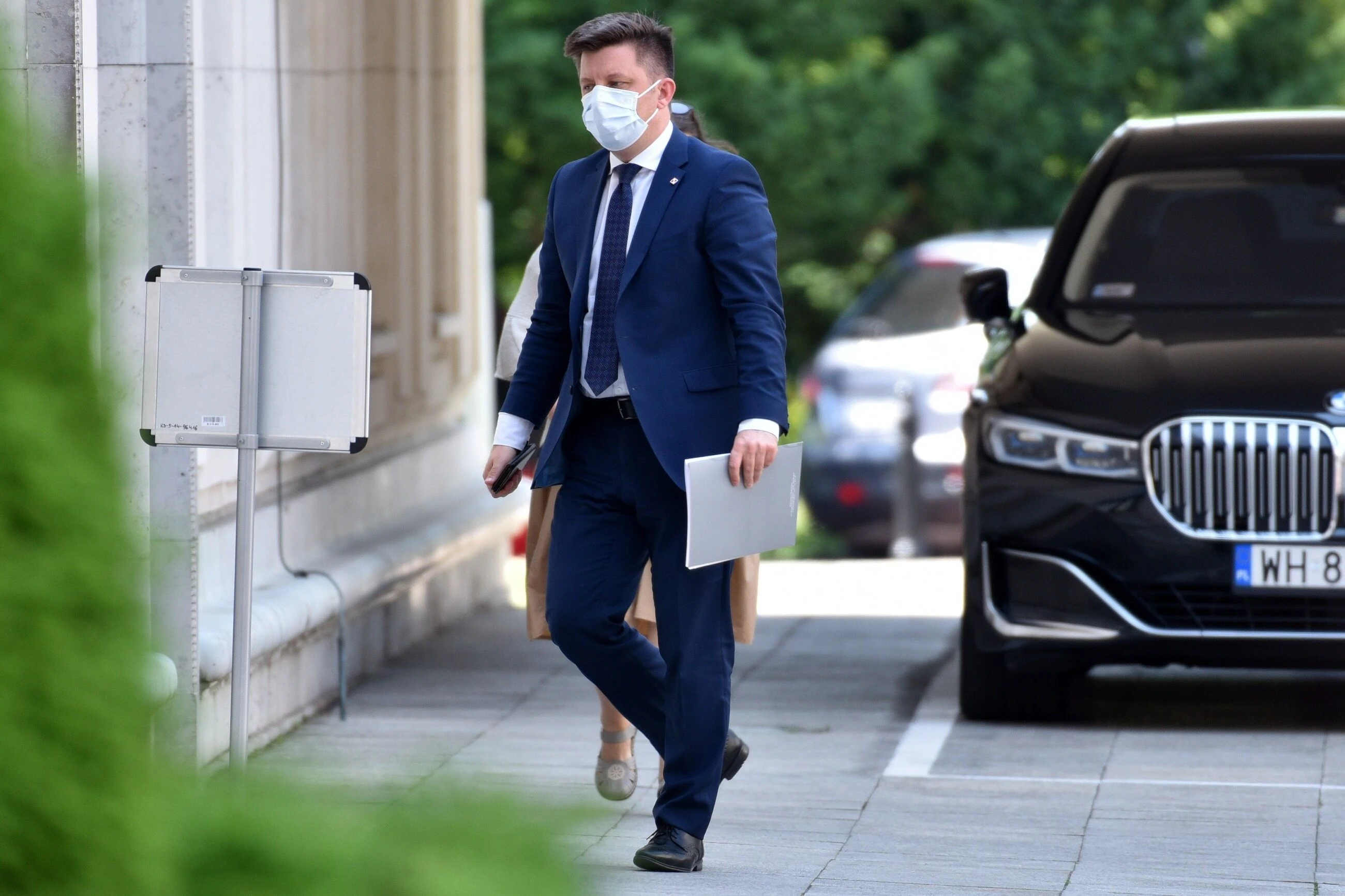 Michał Dworczyk żąda sprostowania od „Gazety Wyborczej”. Adresatem Michnik