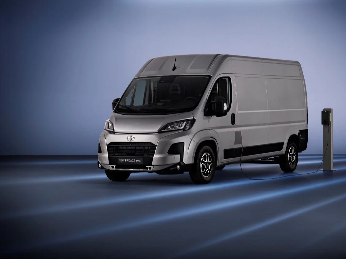Nowa Toyota Proace Max. Japończycy wchodzą w segment dużych dostawczaków
