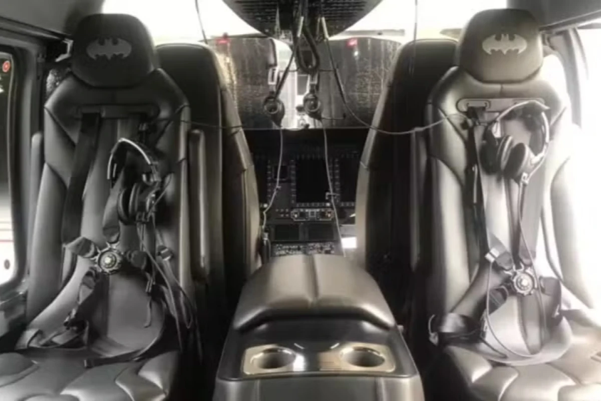 Proibido de voar, helicóptero de Neymar tem decoração do Batman. Veja