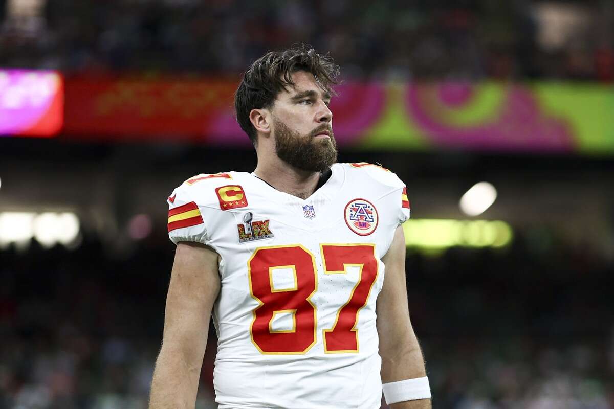 Após o Super Bowl, para onde vão as camisas prontas do time que perde?