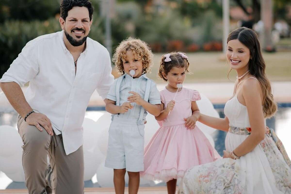 Nasce Angelina e Zion, filhos gêmeos de Biah Rodrigues e Sorocaba