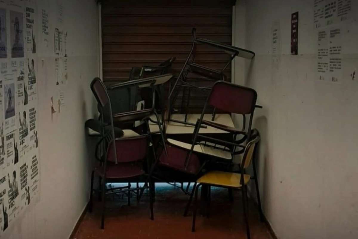 Justiça manda alunos desocuparem prédio da PUC em São Paulo