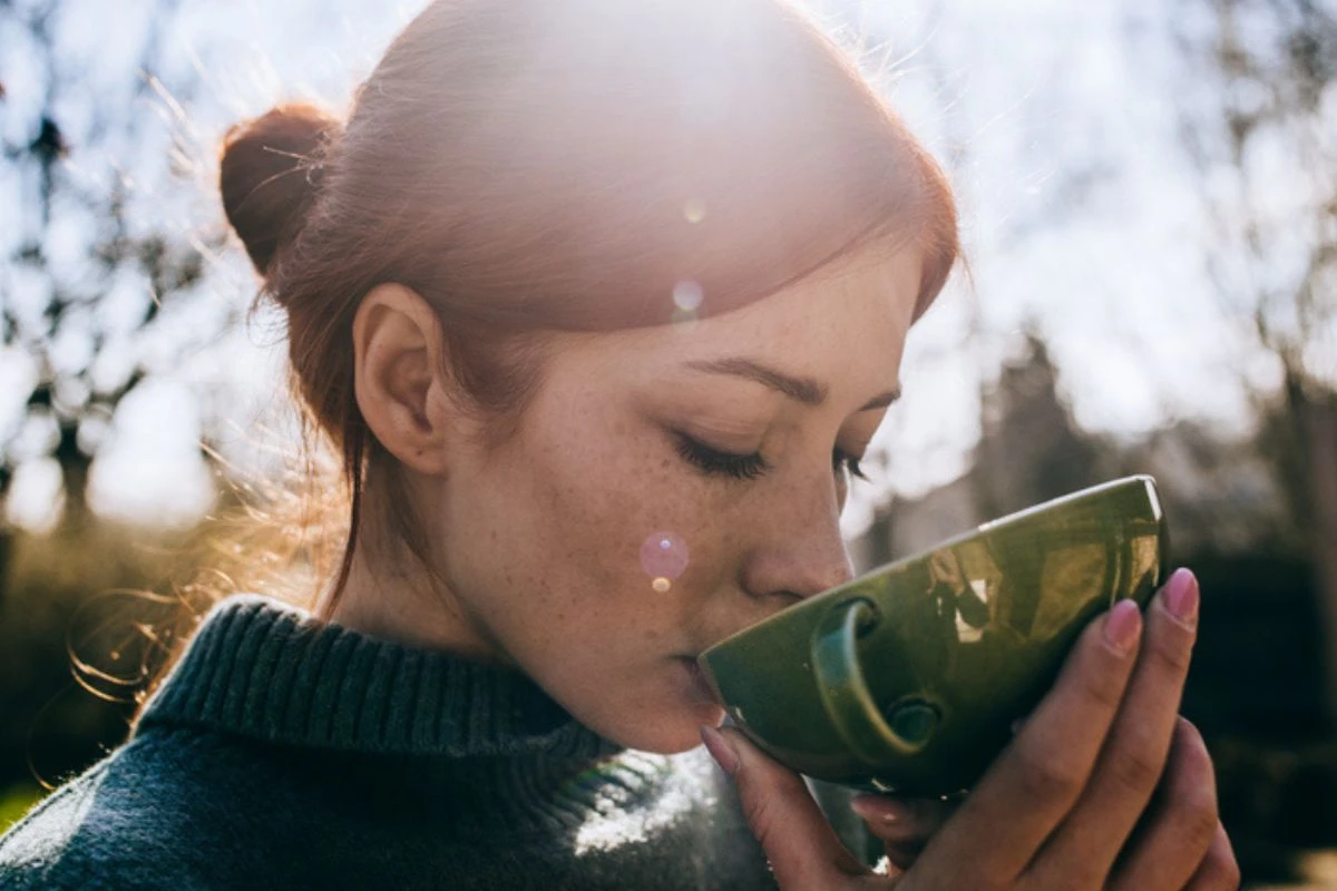 Nutri cita 3 chás que “protegem” o colágeno e combatem envelhecimento