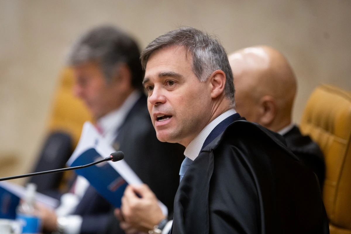 “STF invade o espaço de outros poderes”, diz André Mendonça