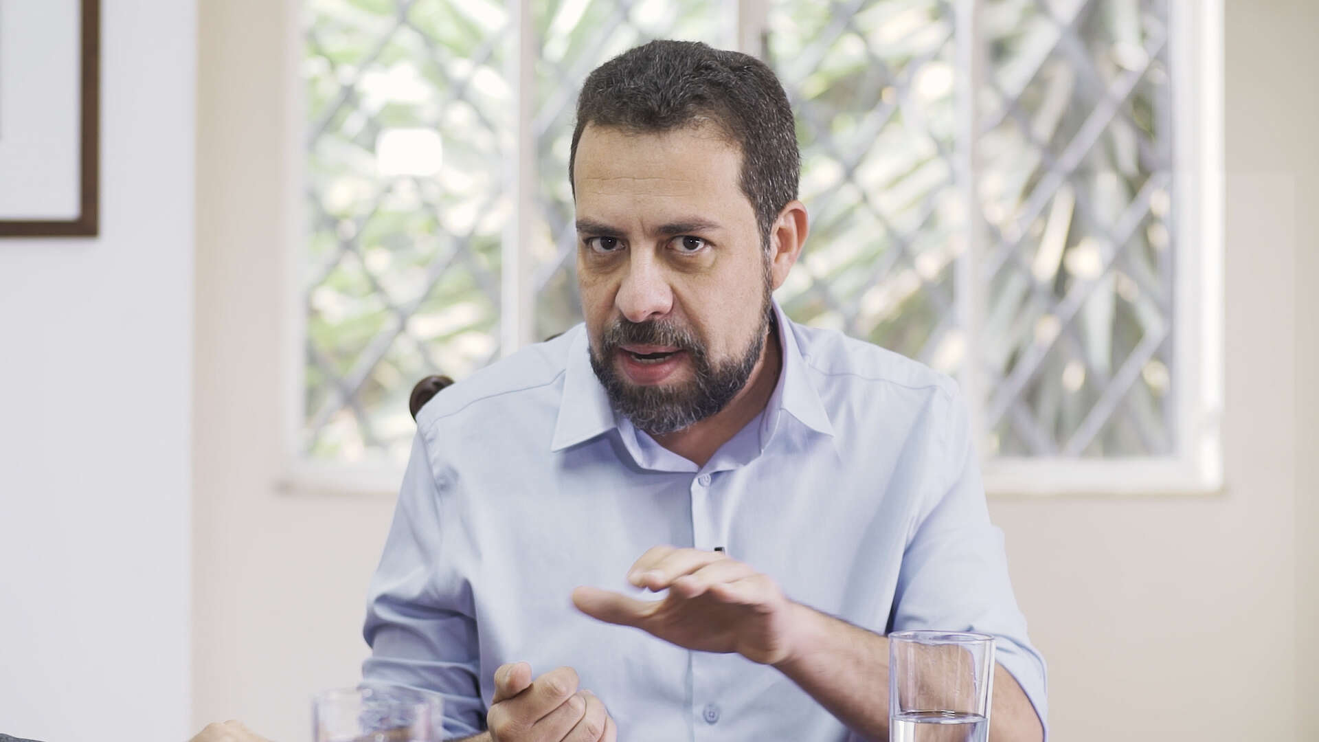 Boulos defende MTST e diz que vai rever contratos sem ser “vingador”