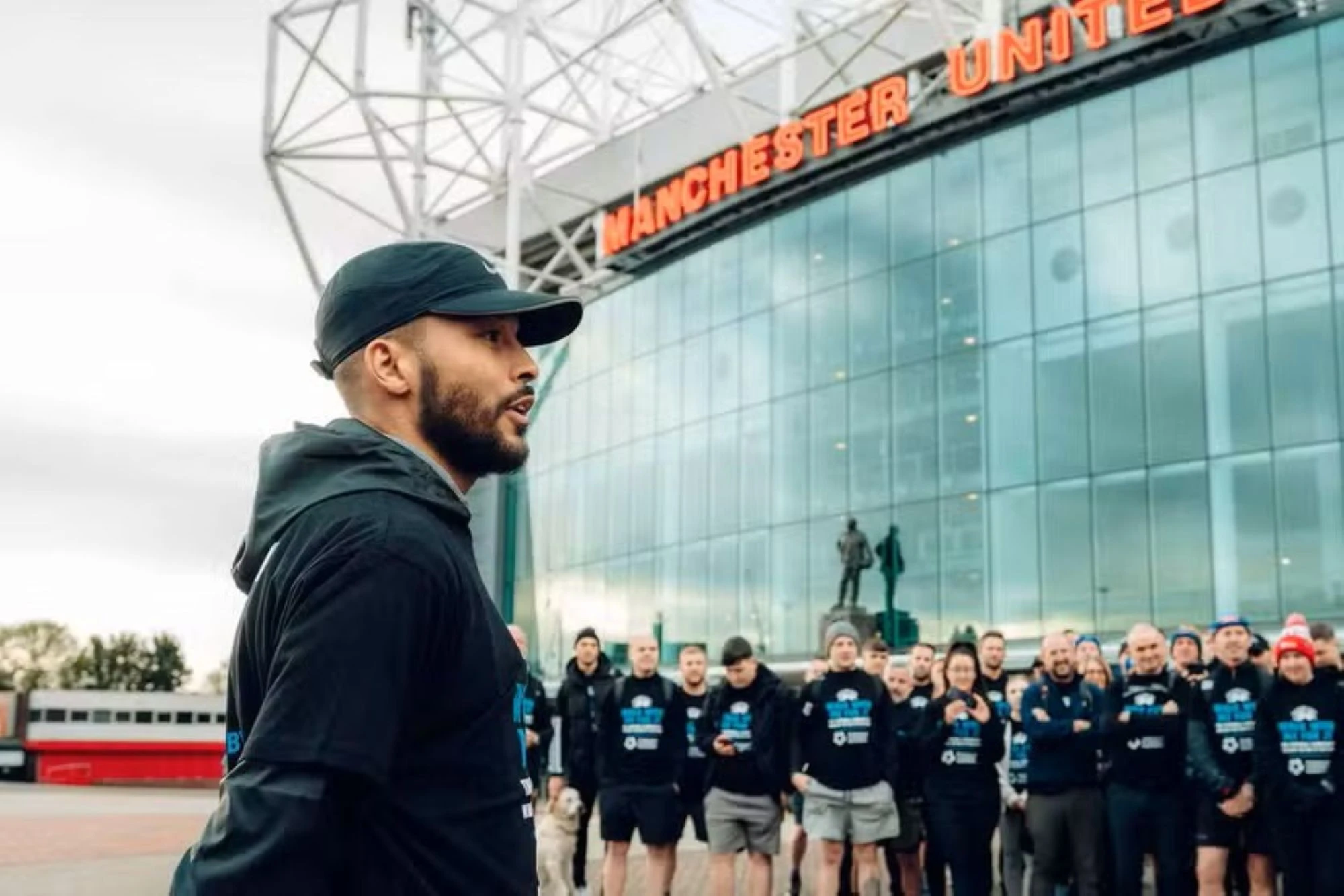 Ex-jogador do Manchester United morre após luta contra câncer
