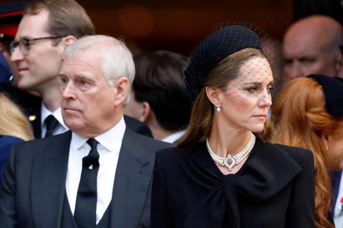 Fonte revela reação de Kate Middleton sobre morar perto de Andrew