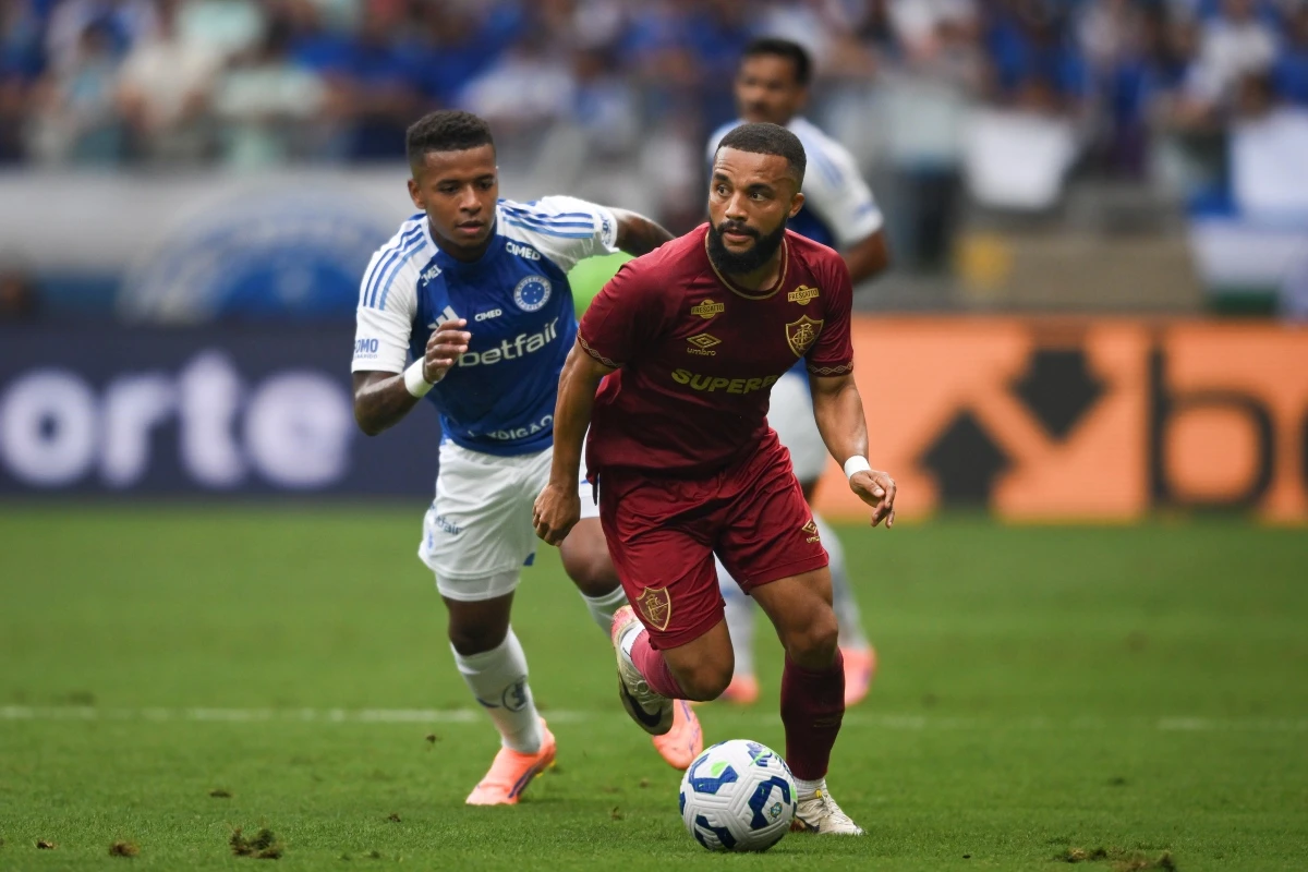 Vídeo: Samuel Xavier, do Flu, faz forte desabafo sobre a arbitragem