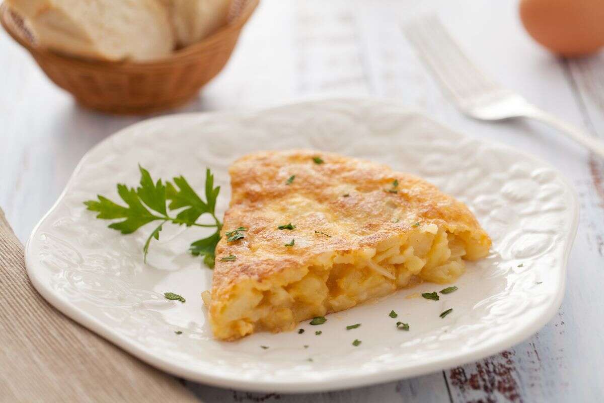 Omelete de forno simples: teste a receita fácil, prática e gostosa