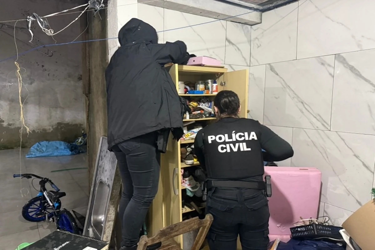 Infiltrado: estagiário fatura R$ 2 mi vendendo informações para facção