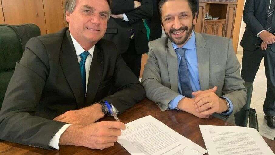 Bolsonaro decide não gravar programa de Ricardo Nunes no 1º turno