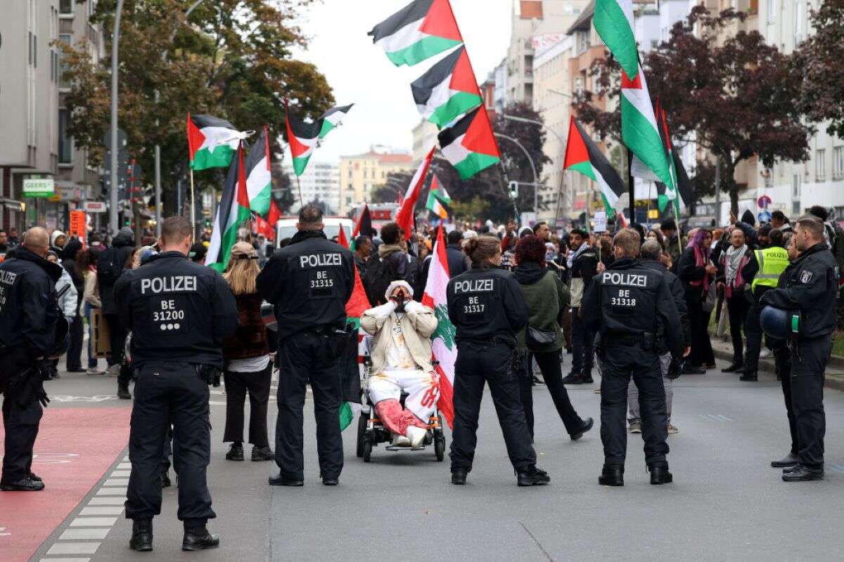 Marcha pró-Gaza em Berlim é dispersada após confrontos