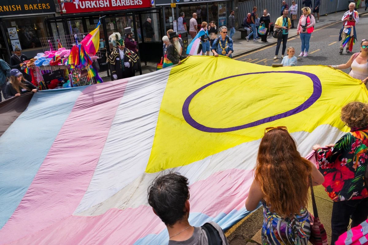 Mês do Orgulho: o que são pessoas intersexo, segundo uma especialista