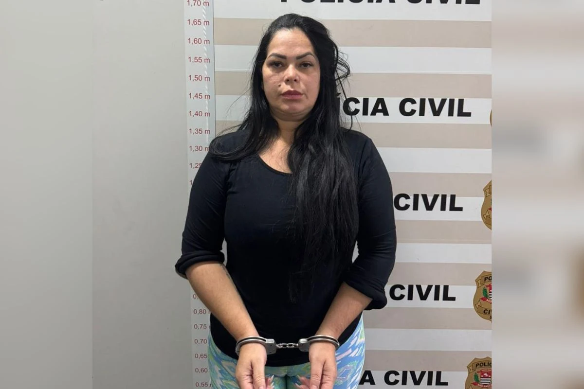 Ex de Gordão, nº 2 do PCC, é presa tentando fugir com parceiro em SP