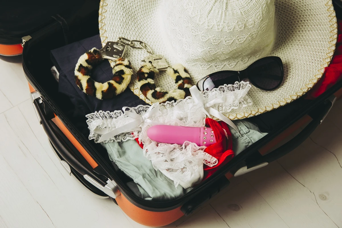 De multa a prisão: veja em quais países viajar com sex toys é proibido