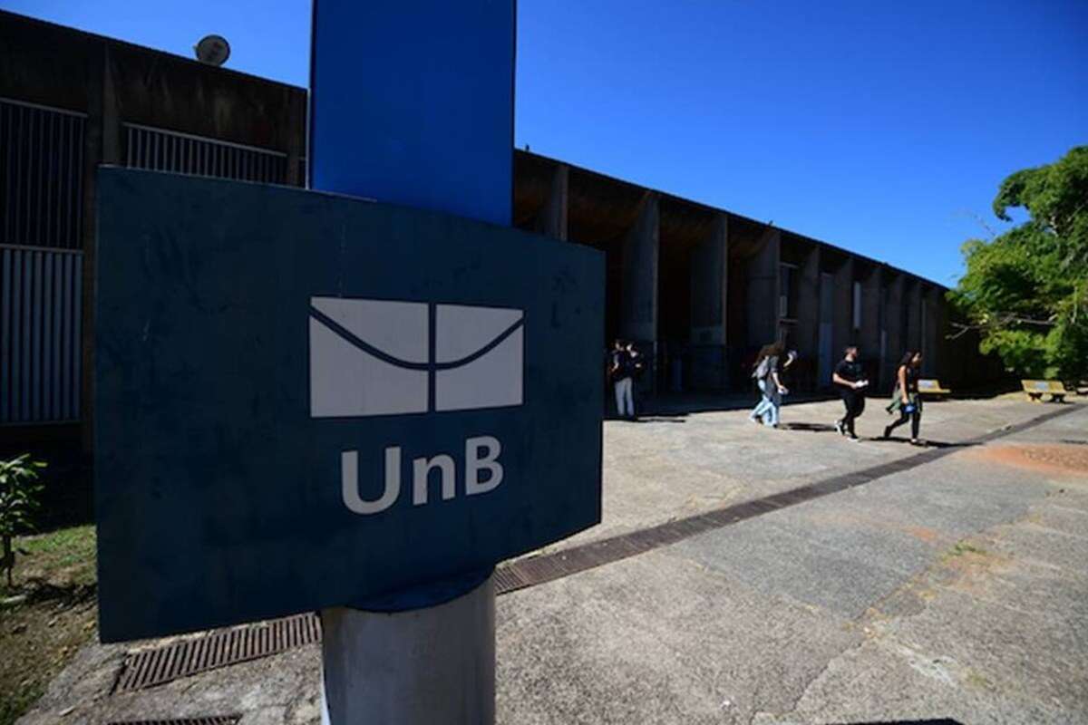 UnB abre concurso para professor com salário de R$ 10 mil. Saiba mais