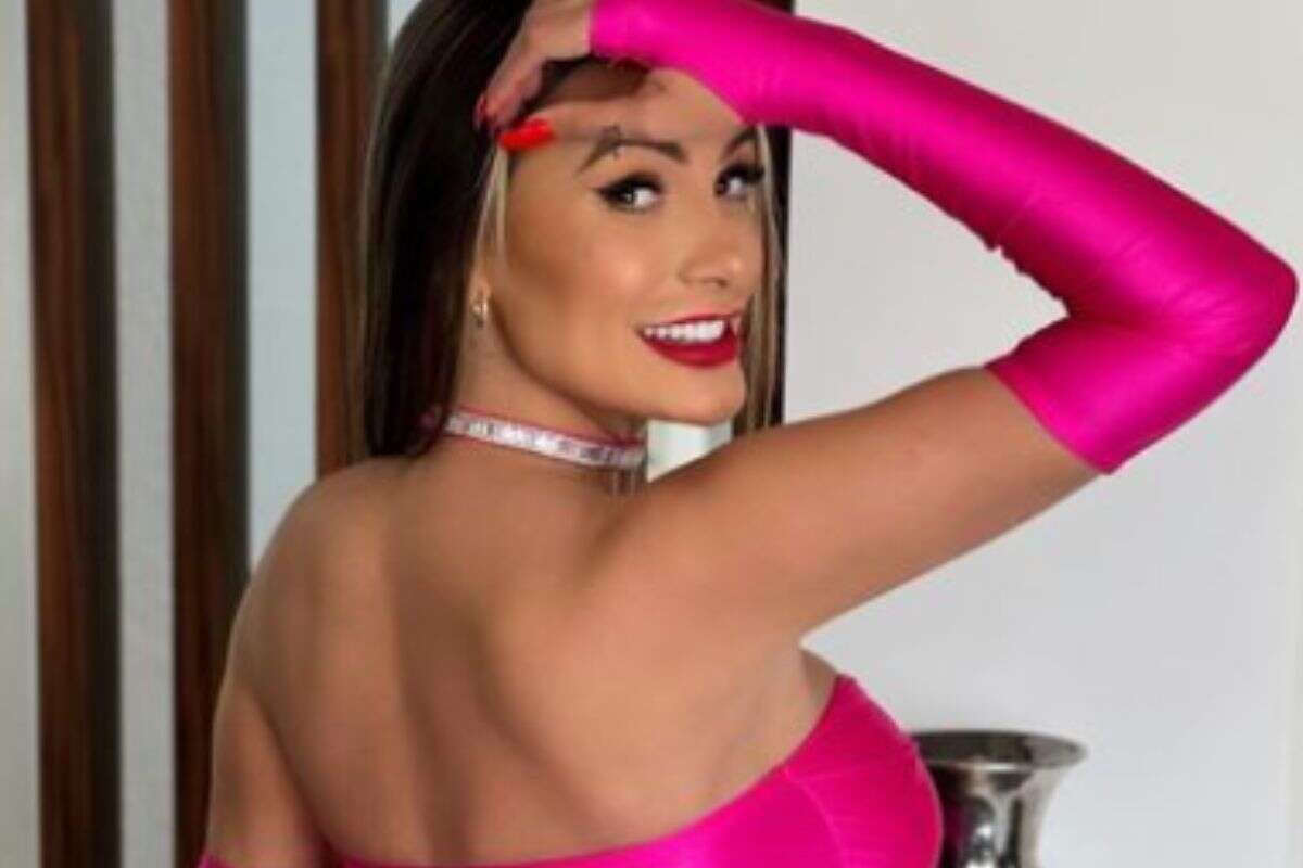 Andressa Urach revela fantasia sexual que ainda não realizou