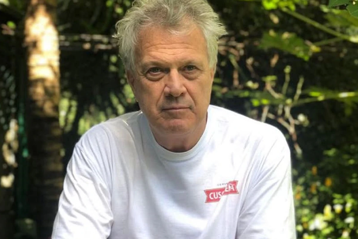 “Vida vividíssima”, afirma Pedro Bial ao se despedir da mãe