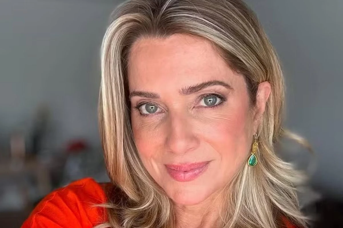 Leticia Spiller celebra Dia da Natureza com foto nua