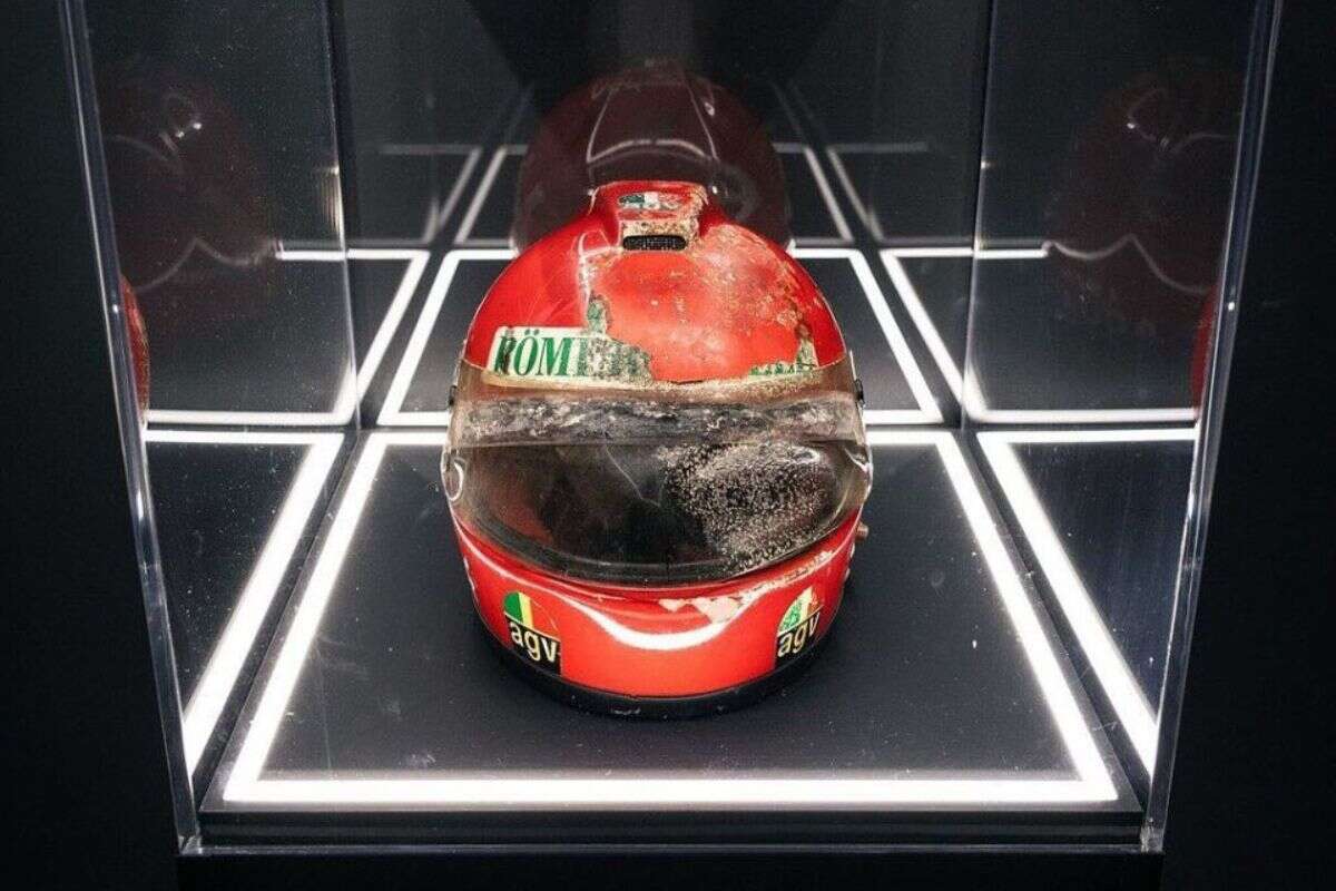 Capacete de Niki Lauda em acidente quase fatal reaparece após 36 anos