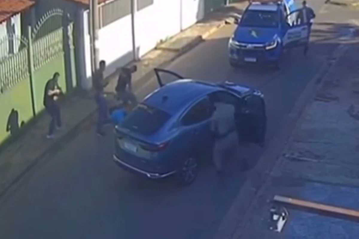 Traficantes são presos após perseguição e troca de tiros com a PM