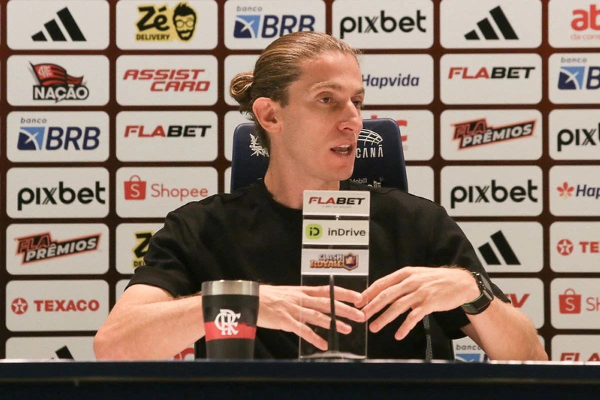 Filipe Luís exalta janela de transferências do Fla: “Extraordinária”