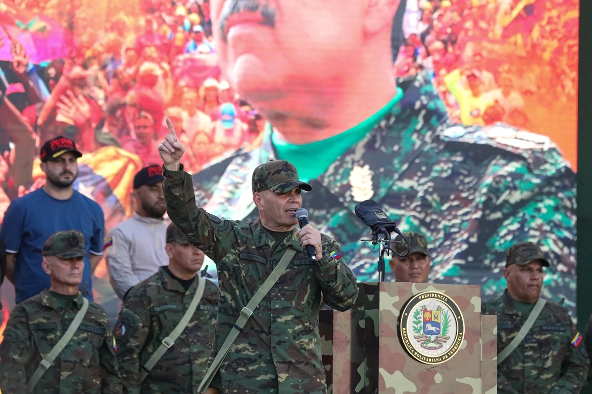 Venezuela diz ter 200 mil militares em prontidão contra os EUA