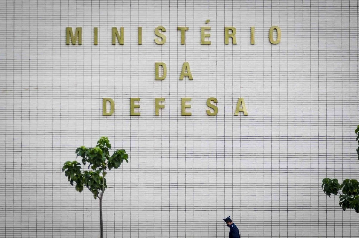 Ministério da Defesa: concurso autorizado com 148 vagas para docentes