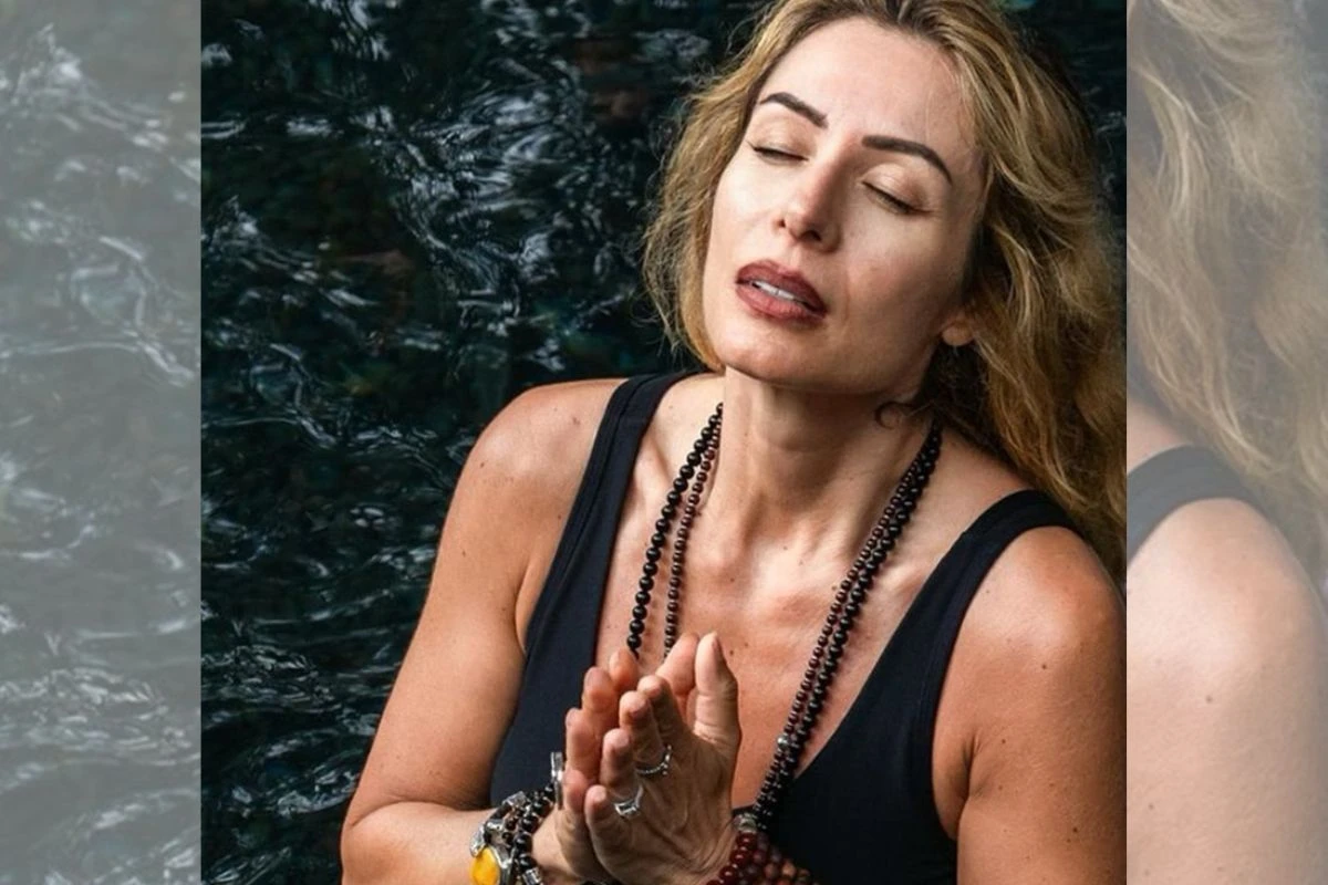 Mulher larga fortuna para meditar e passa 2 anos em silêncio. Entenda