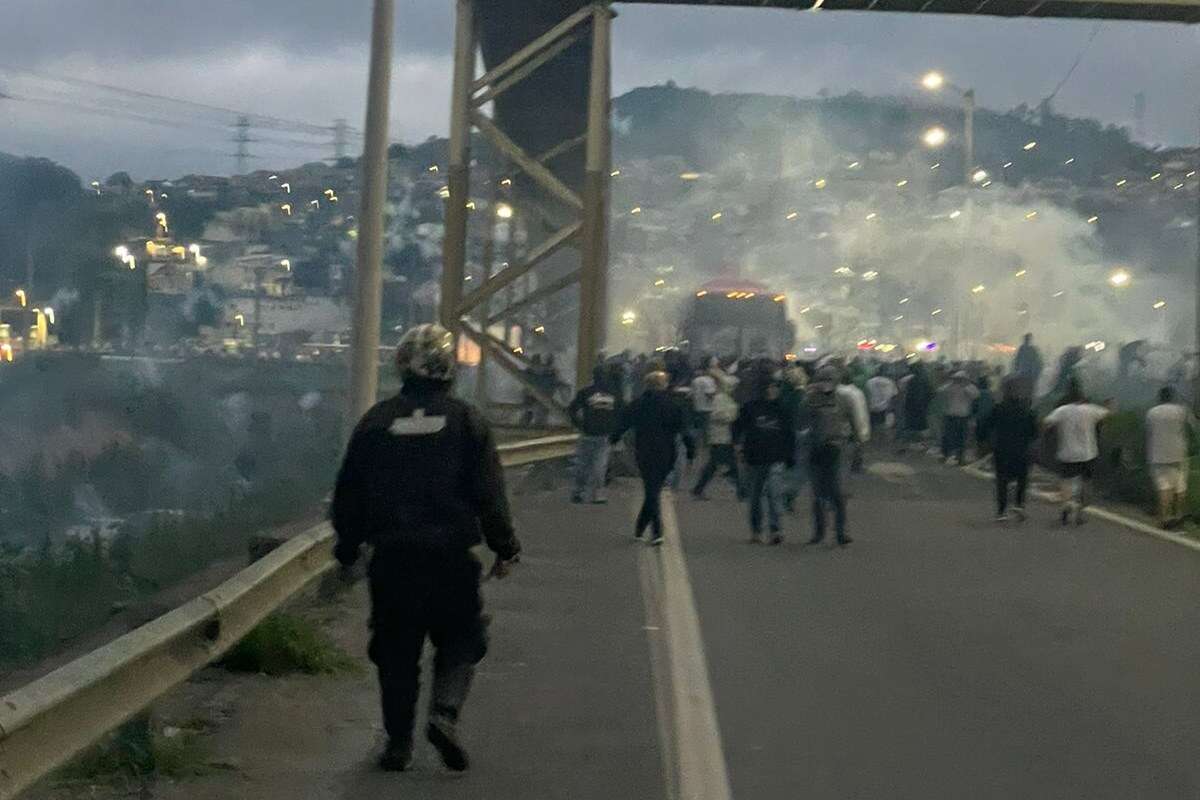 Briga entre torcidas de Palmeiras e Cruzeiro acaba em morte em rodovia