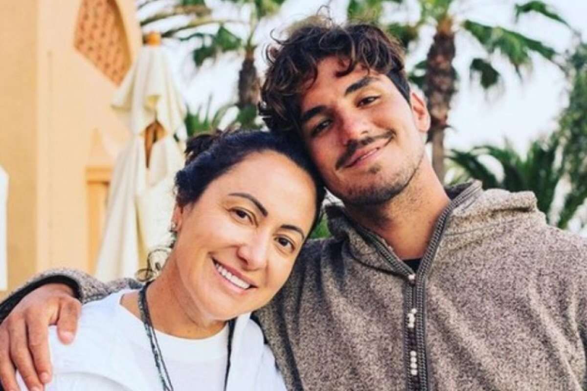 Após o bronze de Gabriel Medina, mãe manda indireta para Yasmin Brunet