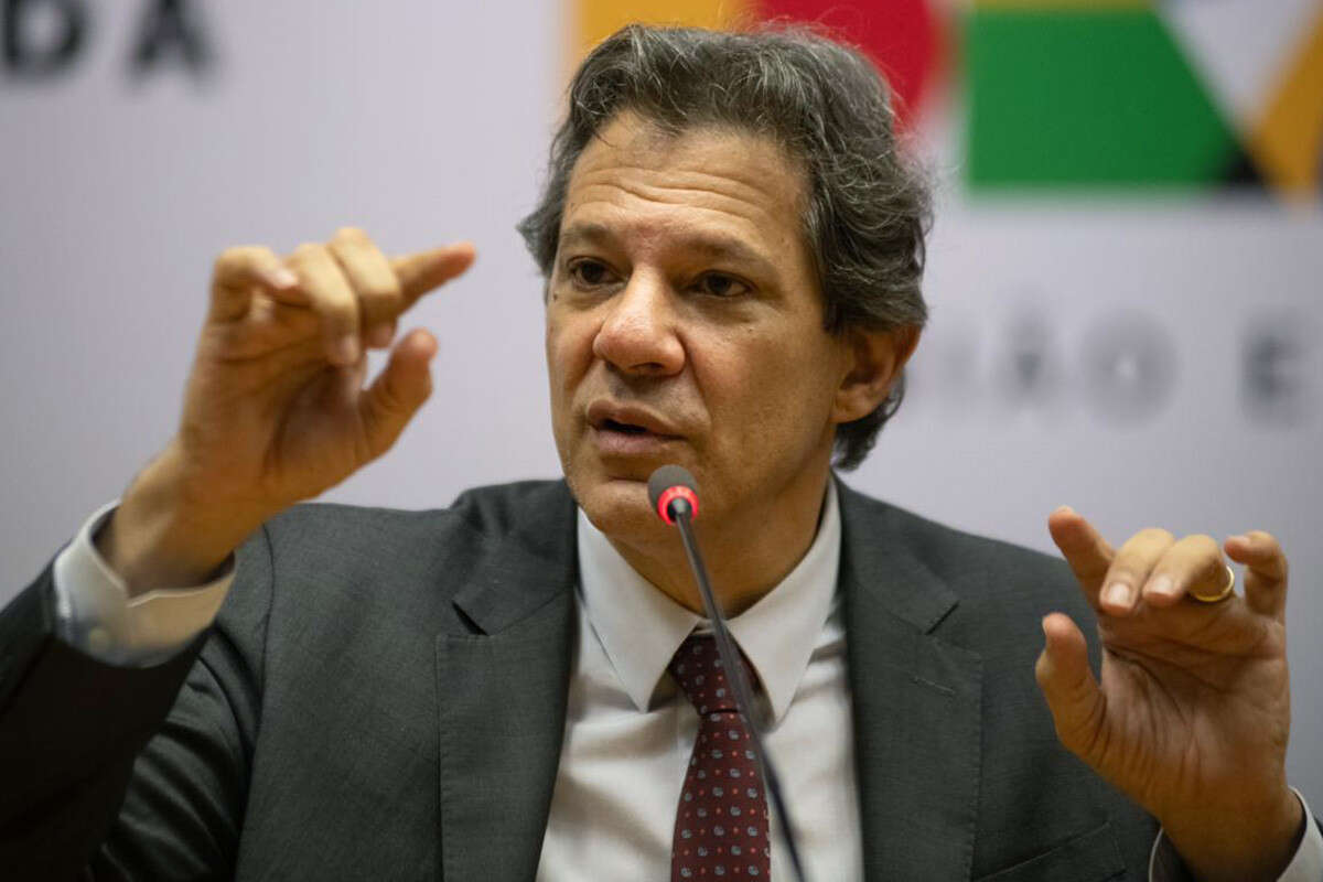 Haddad não defende esforço para tributar armas: “Impacto é pequeno”