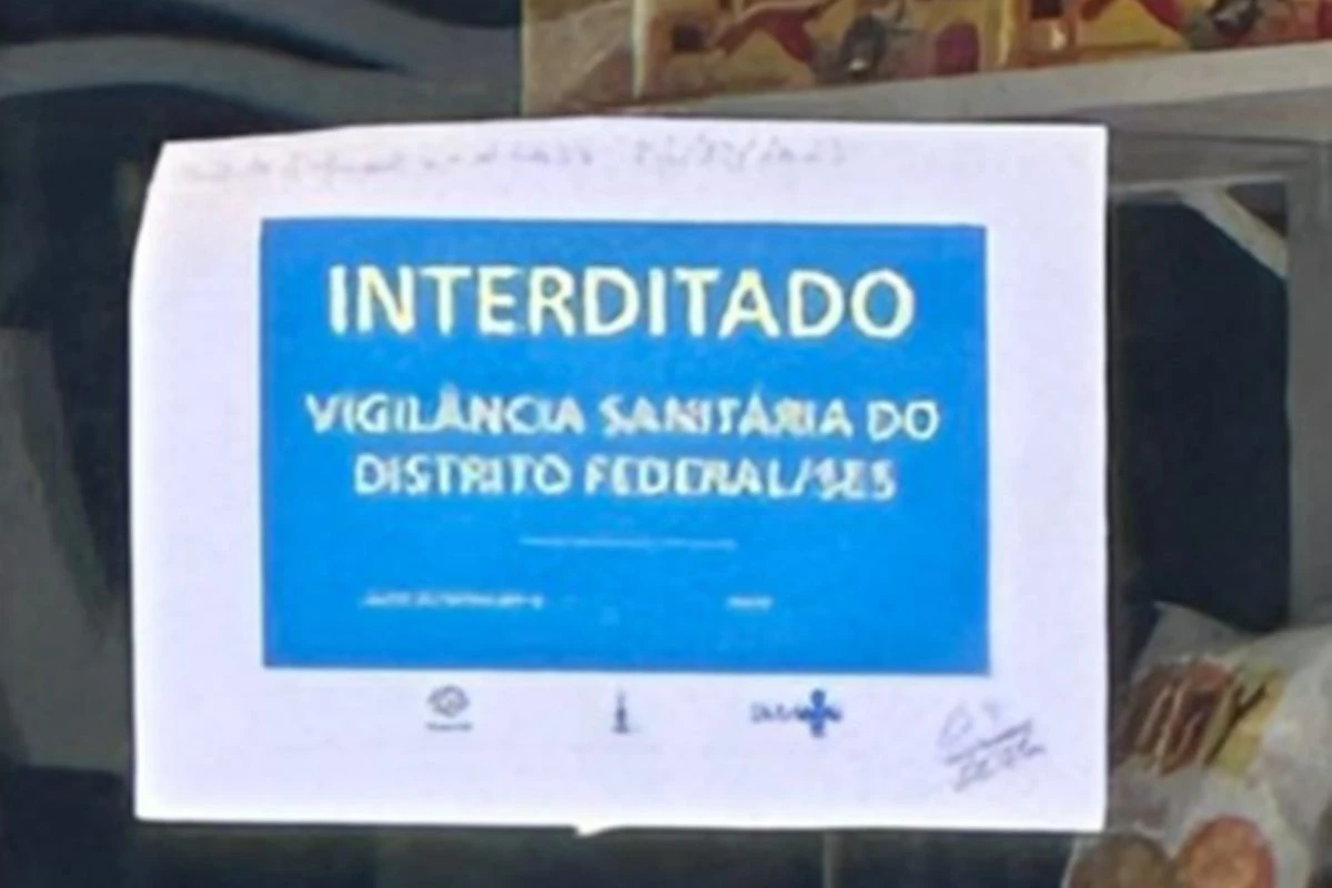 Distribuidora no DF que vendeu vodka a Hungria é lacrada pela polícia