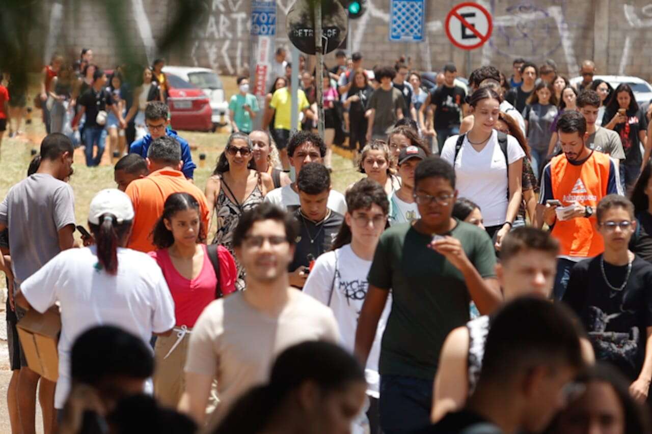 Saiba qual foi a abstenção do 2º dia de Enem em cada estado do Brasil