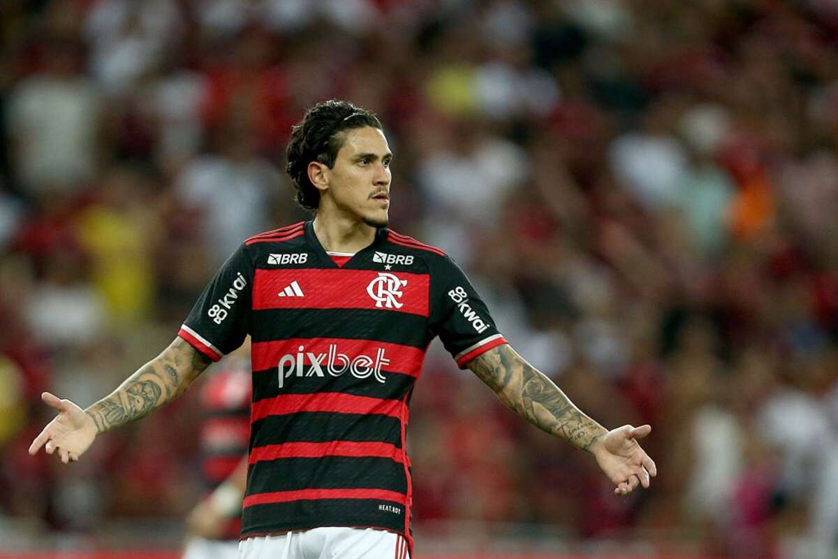 Presidente do Flamengo responsabiliza Seleção pela lesão de Pedro