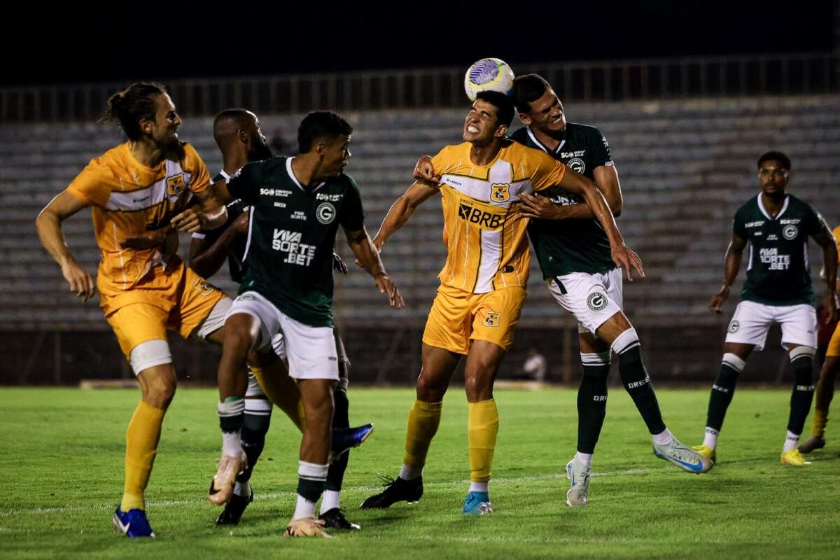 Em jogo eletrizante, Brasiliense empata com o Goiás pela Copa Verde