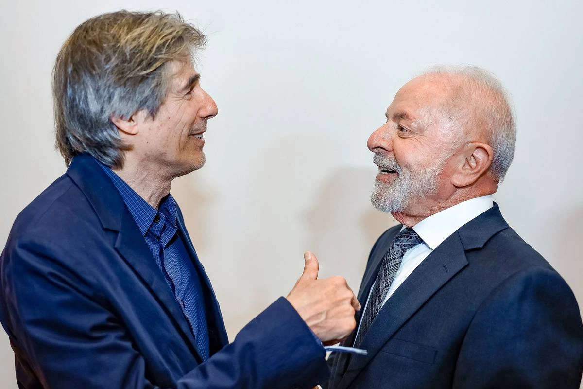 “O país do futebol se tornou o país do cinema”, diz Lula a artistas