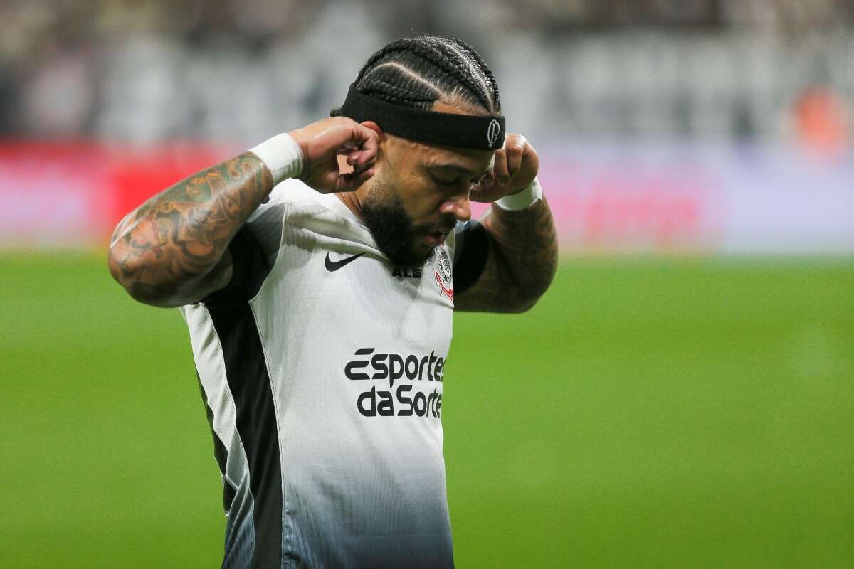 Astro do Corinthians, Memphis Depay é condenado a prisão em Mônaco