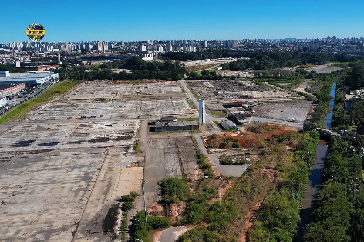 Linha 20-Rosa: antiga fábrica da Ford será desapropriada para obras