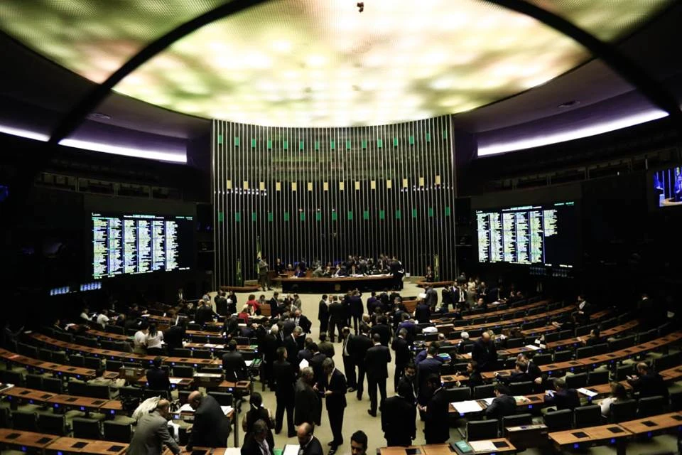 Governo vai retirar jabutis que tratam da compensação de PL do metanol