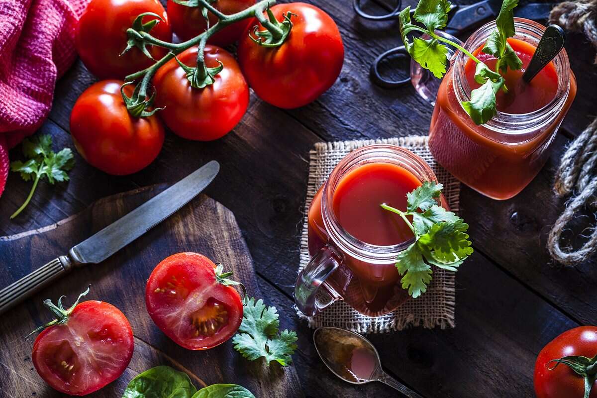 Tomate e café são os vilões da inflação de janeiro. Batata teve queda