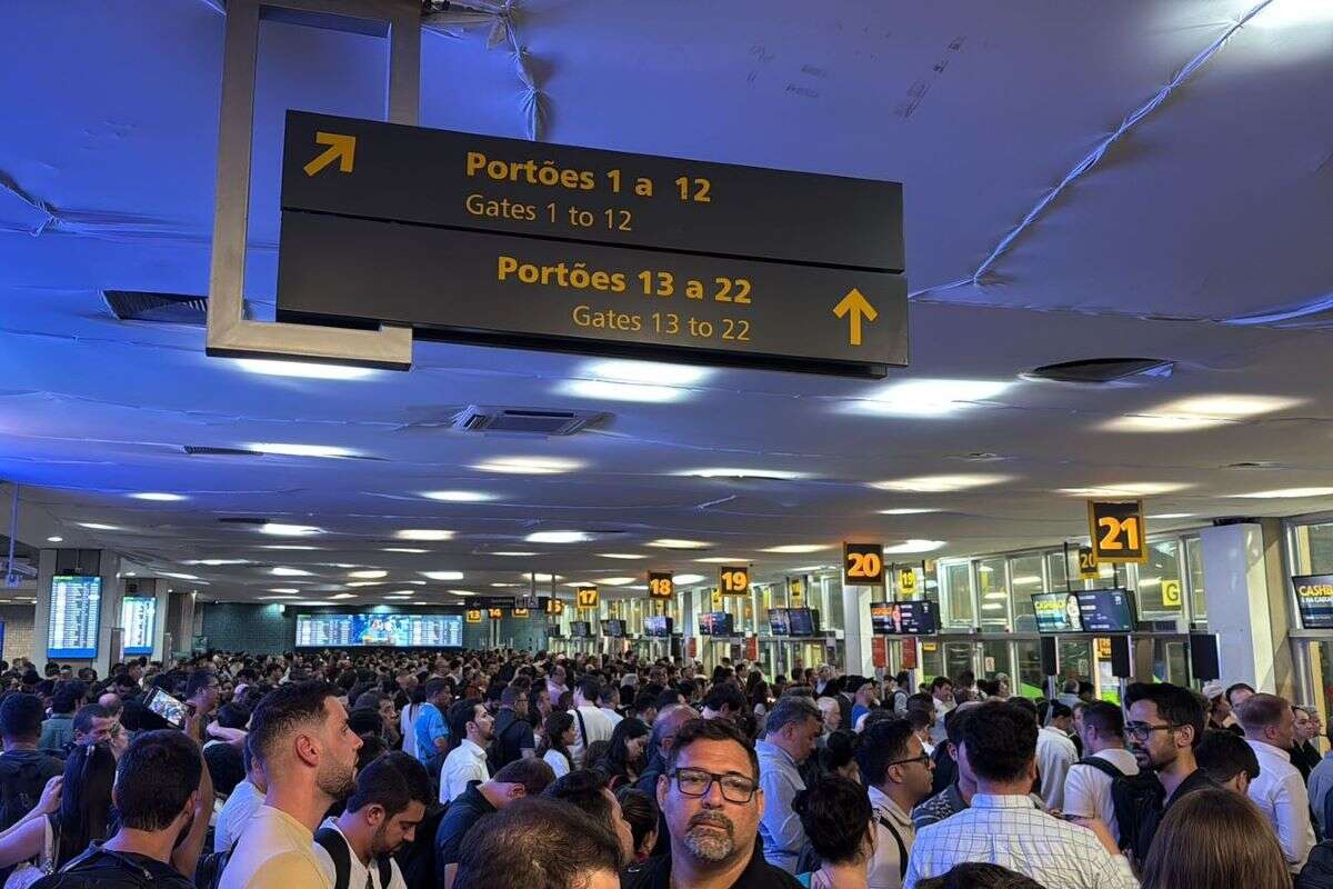 Governo vai lançar campanha de combate a racismo em aeroportos