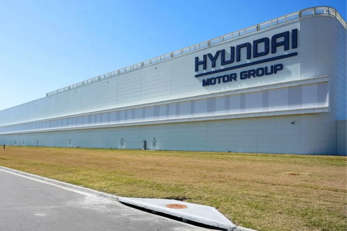 EUA: governo prende 475 imigrantes após operação em fábrica da Hyundai