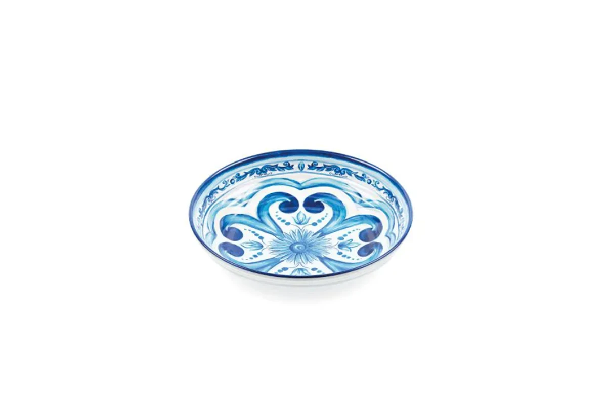 Anvisa manda recolher marca de pratos plásticos por risco à saúde