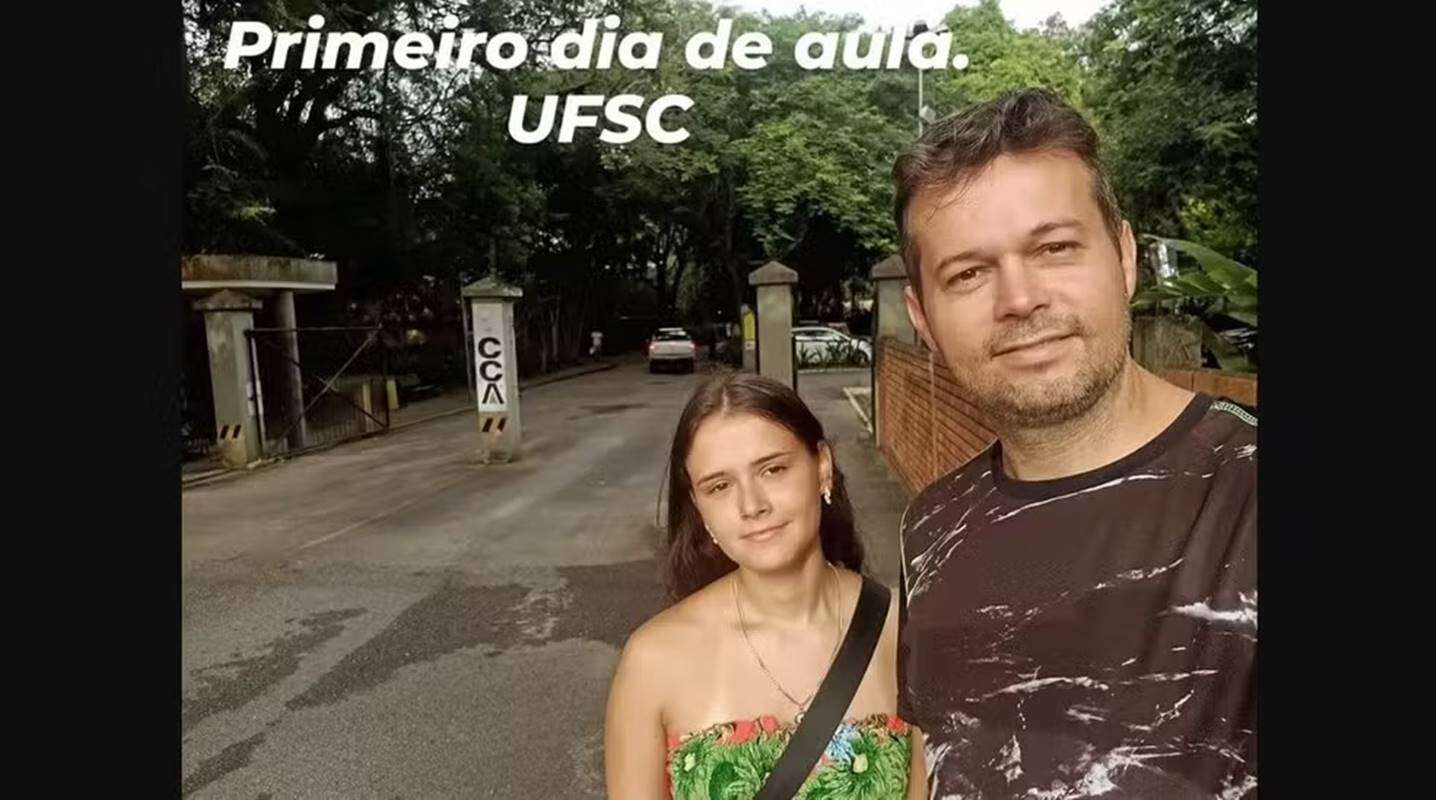 Viralizou: pai leva filha até a sala em 1º dia de aula na universidade