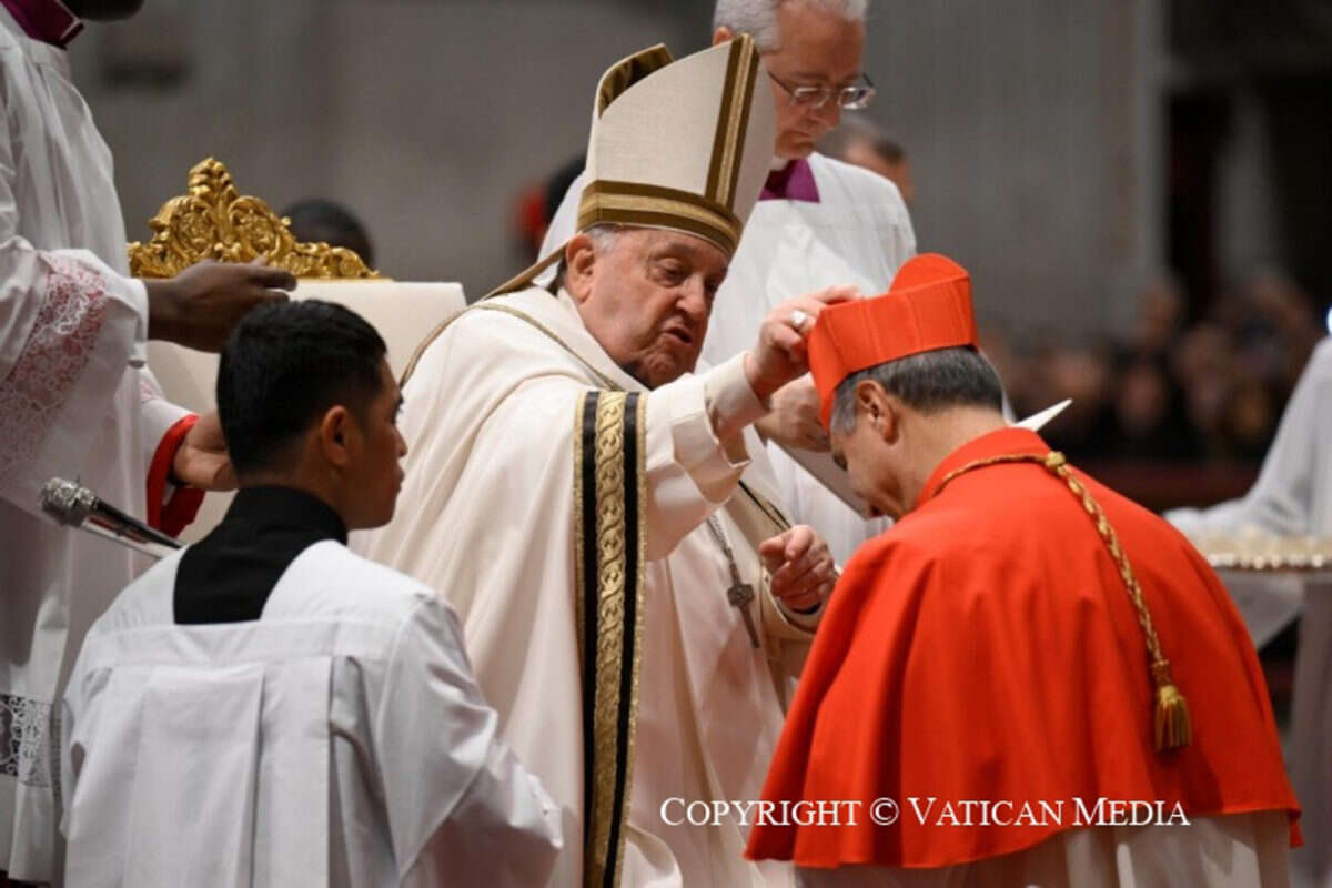 Vaticano atualiza como está o papa Francisco, internado há quase 1 mês